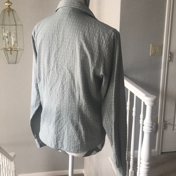 5 for $50 The North Face Blouse - Picture 3 of 4